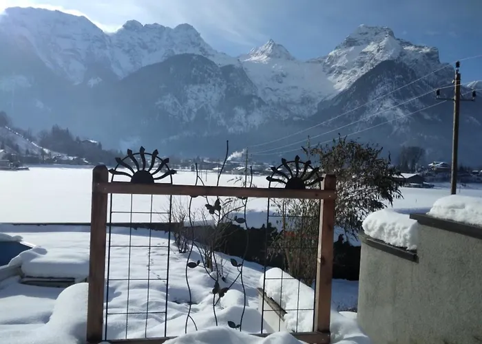 Anton アパート ローファー